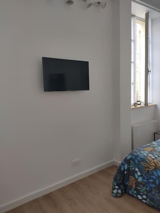 Appartement Avec Parking Prive Saumur Exterior foto